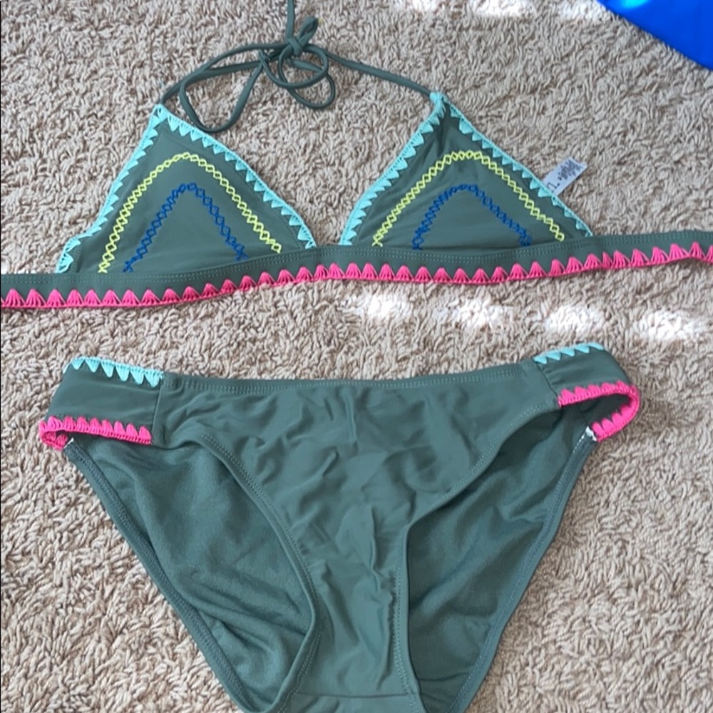Bikini!